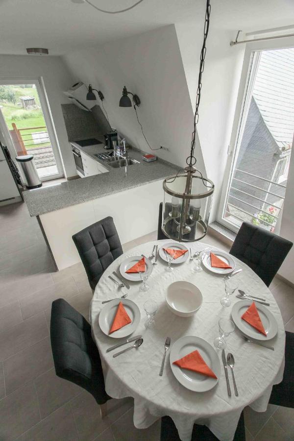 Das Gelbe Haus 3 Appartement Winterberg Buitenkant foto
